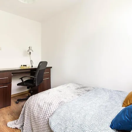 Citystay Młodych Techników Apartament