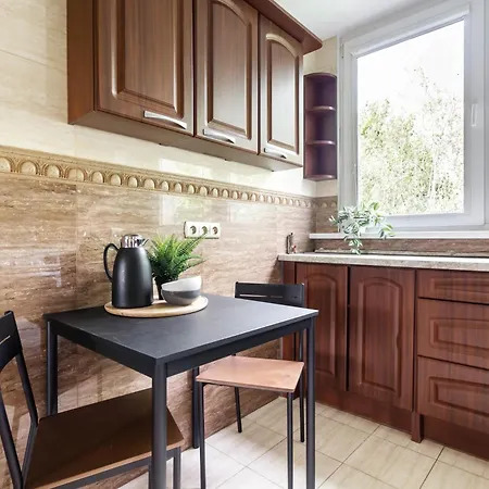 아파트 Citystay Mlodych Technikow *